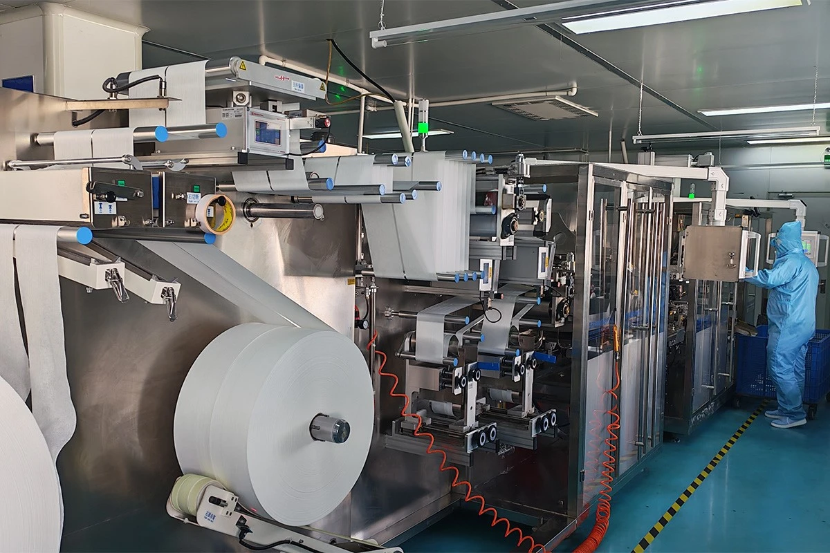 wipes machine